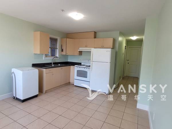 250731221424_Kitchen 和 洗衣.jpg